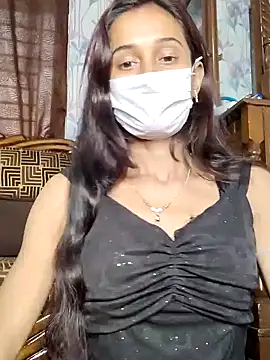 Snapshot of Oleevia chatting on 02/02/25, 05:32 Oleevia online show from 02/02/25, 05:32