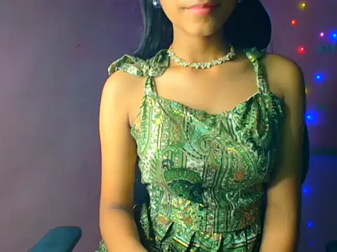 Snapshot of Chandani-Love chatting on 10/19/25, 06:38 Chandani-Love online show from 10/19/25, 06:38