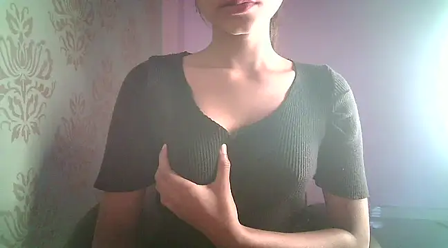 Snapshot of Chandani-Love chatting on 02/24/25, 03:33 Chandani-Love online show from 02/24/25, 03:33