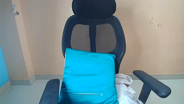 Chandani-Love online show from 04/15/26, 06:34