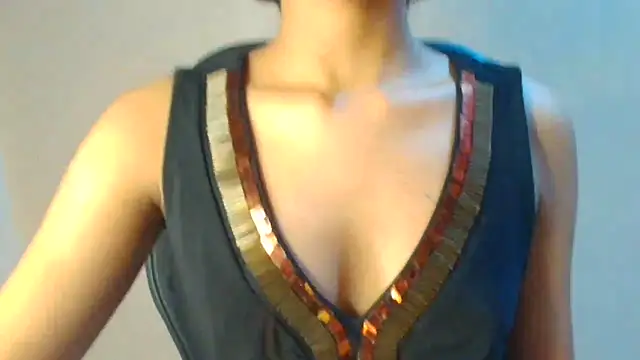 Snapshot of Chandani-Love chatting on 05/14/26, 10:34 Chandani-Love online show from 05/14/26, 10:34