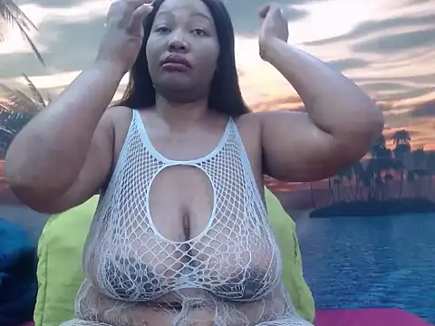 chubbydoll122 online show from 05/28/26, 04:53