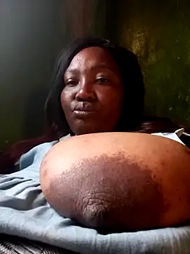 chubbydoll122 online show from 09/15/25, 03:34