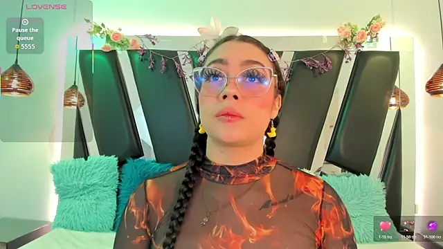 antonelllepiercee online show from 04/12/26, 11:35