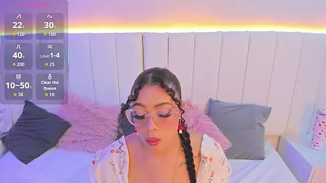 antonelllepiercee online show from 03/24/26, 10:59