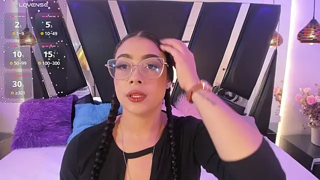 antonelllepiercee online show from 10/02/25, 11:35