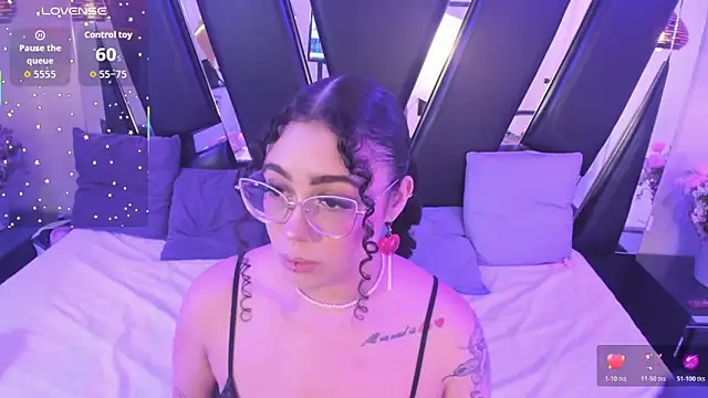 antonelllepiercee online show from 12/05/25, 11:31