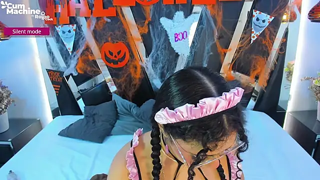 antonelllepiercee online show from 10/22/25, 11:31