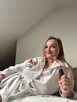 LadyTatiana online show from 01/21/25, 02:15