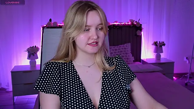 KellyPoter online show from 06/04/26, 07:24