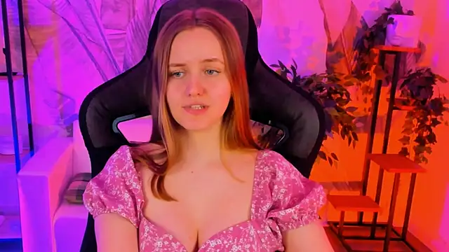 KellyPoter online show from 02/04/25, 06:17