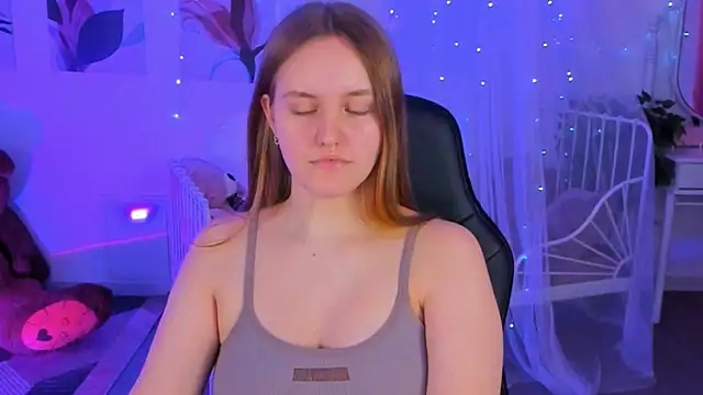 KellyPoter online show from 02/11/25, 02:35