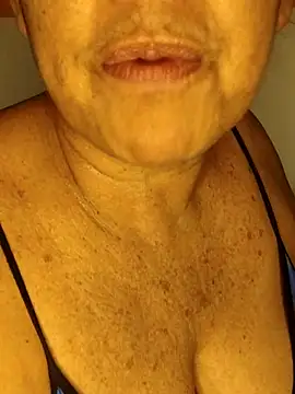 Kasandra Ho online show from 03/18/26, 01:31