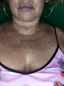 Kasandra Ho online show from 10/31/25, 01:24