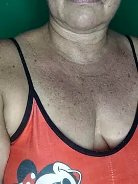 Kasandra Ho online show from 10/28/25, 01:17