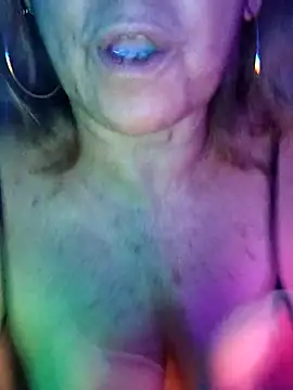 Kasandra Ho online show from 04/17/26, 01:41