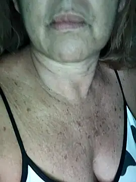 Kasandra Ho online show from 04/05/26, 08:10