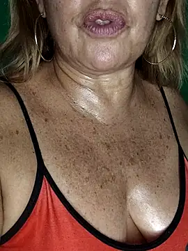 Kasandra Ho online show from 11/17/25, 06:45