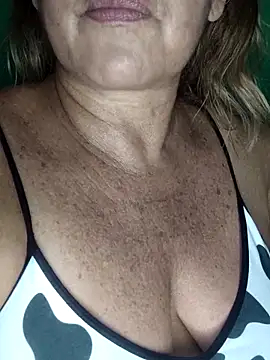 Kasandra Ho online show from 10/29/25, 01:37