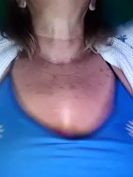 Kasandra Ho online show from 12/22/25, 07:41