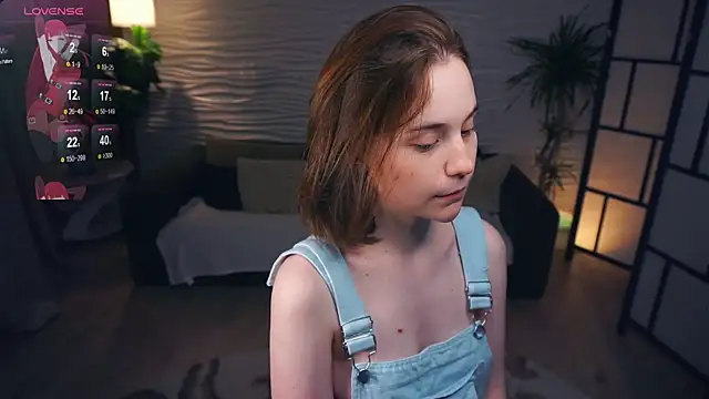 Snapshot of EditaBumford chatting on 03/07/25, 02:23 EditaBumford online show from 03/07/25, 02:23