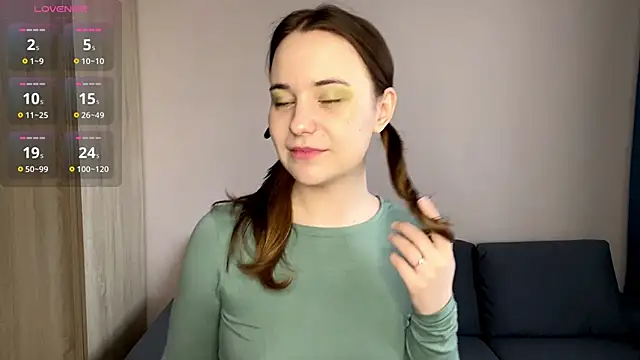 EditaBumford online show from 04/29/26, 07:23