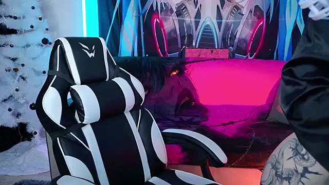 Aurora Natsuki online show from 12/14/25, 11:16