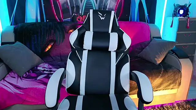 Aurora Natsuki online show from 11/20/25, 04:07