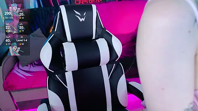 Aurora Natsuki online show from 04/08/26, 11:01