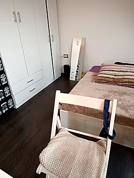 Snapshot of Mila_Lovi chatting on 11/22/25, 12:37 Mila Lovi online show from 11/22/25, 12:37