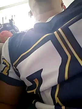 dragon1006 online show from 10/26/25, 08:31