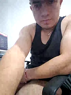 Snapshot of dragon1006 chatting on 05/01/26, 05:45 dragon1006 online show from 05/01/26, 05:45