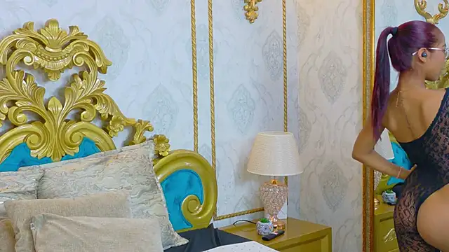 LucyLeah online show from 11/20/25, 01:12