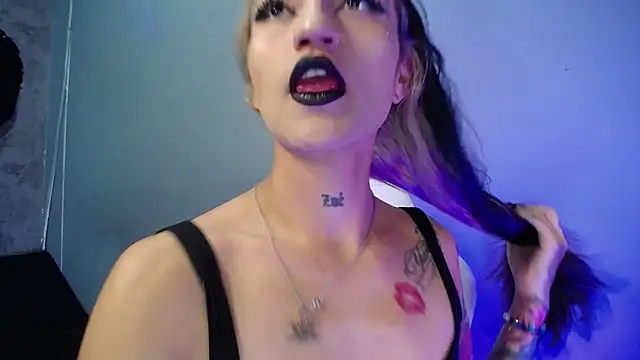 amelierouss online show from 10/24/25, 12:09