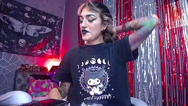 amelierouss online show from 05/06/26, 10:58
