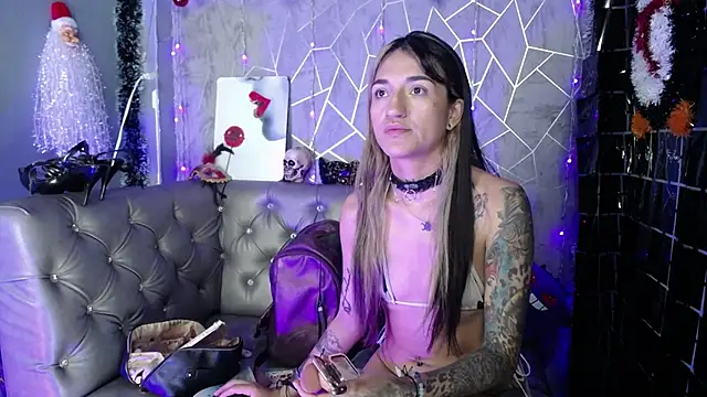 amelierouss online show from 12/02/25, 11:34