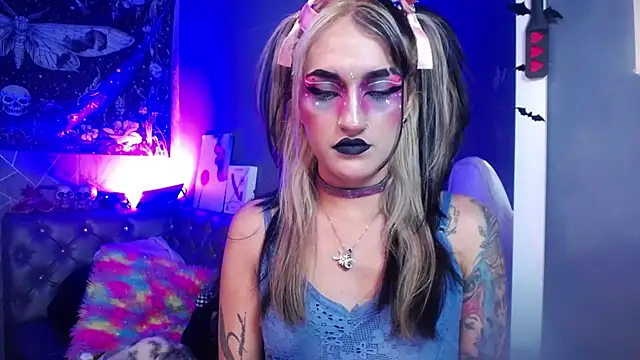 amelierouss online show from 06/03/26, 04:24
