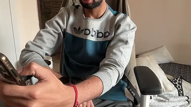 Snapshot of meatycronn chatting on 02/11/26, 08:47 meatycronn online show from 02/11/26, 08:47