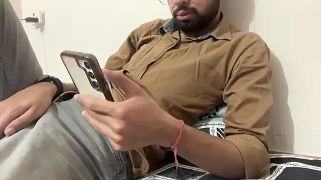 Snapshot of meatycronn chatting on 03/12/26, 06:45 meatycronn online show from 03/12/26, 06:45