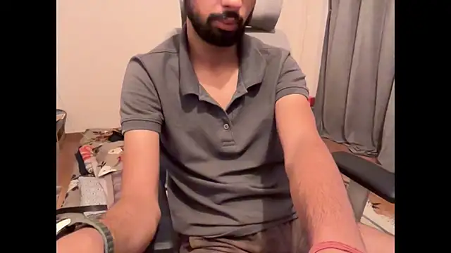 Snapshot of meatycronn chatting on 03/31/26, 07:05 meatycronn online show from 03/31/26, 07:05