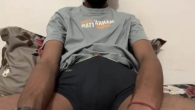 Snapshot of meatycronn chatting on 04/05/26, 02:35 meatycronn online show from 04/05/26, 02:35