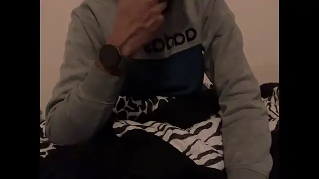 Snapshot of meatycronn chatting on 01/11/26, 07:32 meatycronn online show from 01/11/26, 07:32