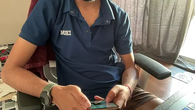 Snapshot of meatycronn chatting on 04/13/26, 10:52 meatycronn online show from 04/13/26, 10:52