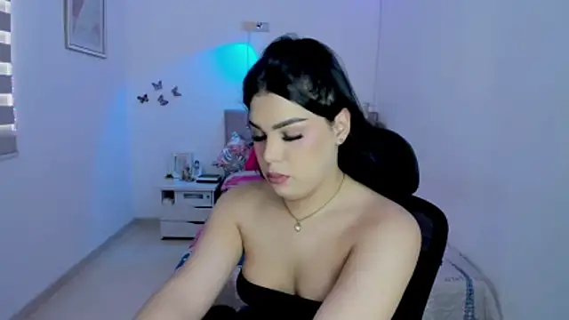 linda zaam83866 online show from 11/15/25, 04:22