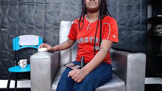 Hanna Fox 69 online show from 12/02/25, 04:41