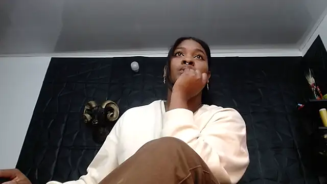 Hanna Fox 69 online show from 04/07/26, 06:59