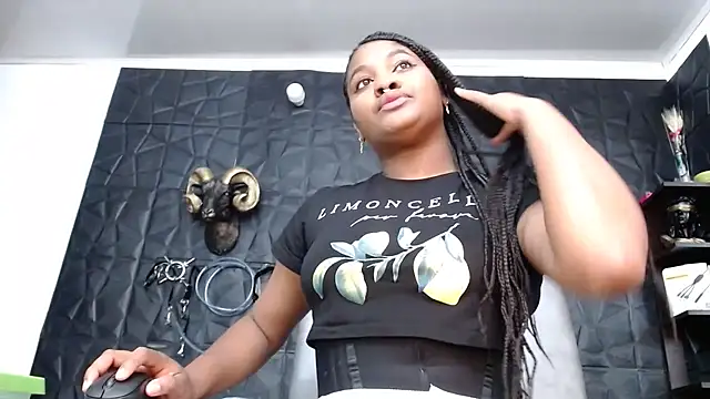 Hanna Fox 69 online show from 02/15/26, 04:57