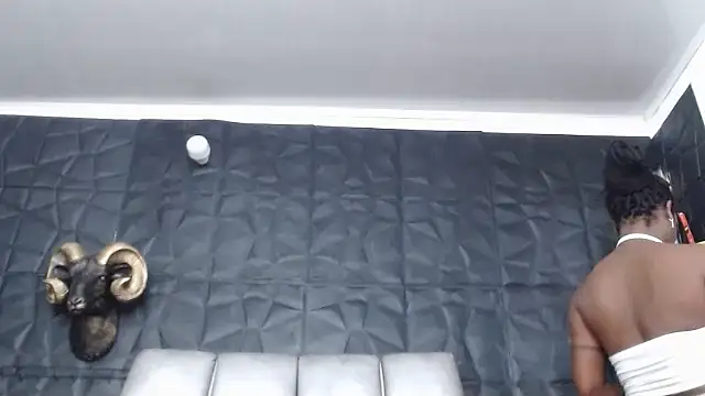 Hanna Fox 69 online show from 03/03/26, 10:00