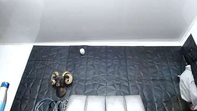 Hanna Fox 69 online show from 04/15/26, 08:53