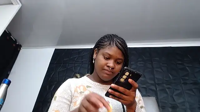 Hanna Fox 69 online show from 02/22/26, 09:33